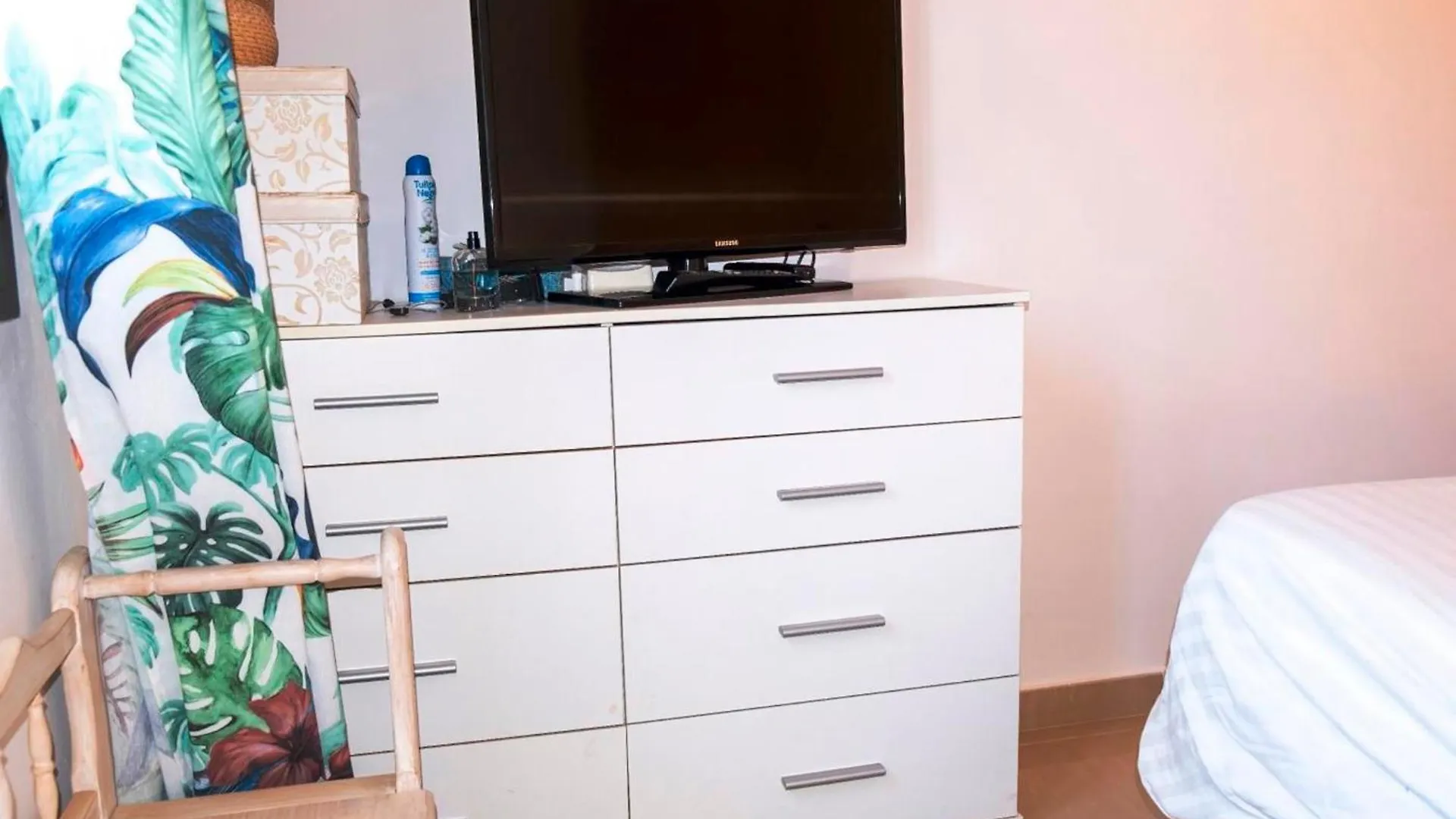 Apartment Magnifico Apartamento Frente Al Mar En Cadiz Con Plaza De Garaje Incluida