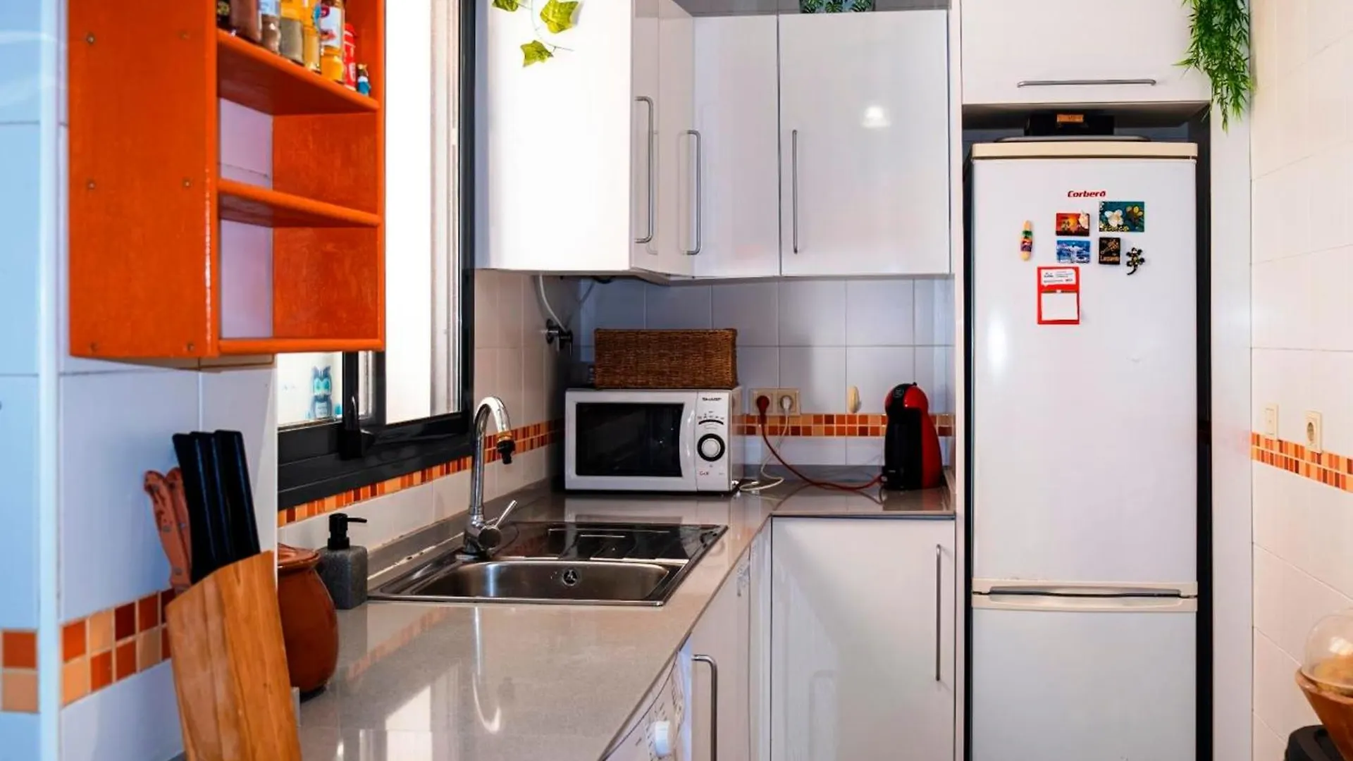 Magnifico Apartamento Frente Al Mar En Cadiz Con Plaza De Garaje Incluida Apartment
